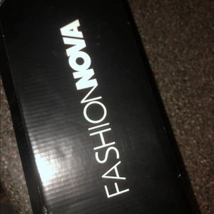 FASHION NOVE JELLY SLIDES! 💕